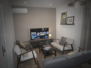 les LOFTS de Saint Clair Un balcon à Toulon LOFT 4CH CLIM 8 PAX MAX